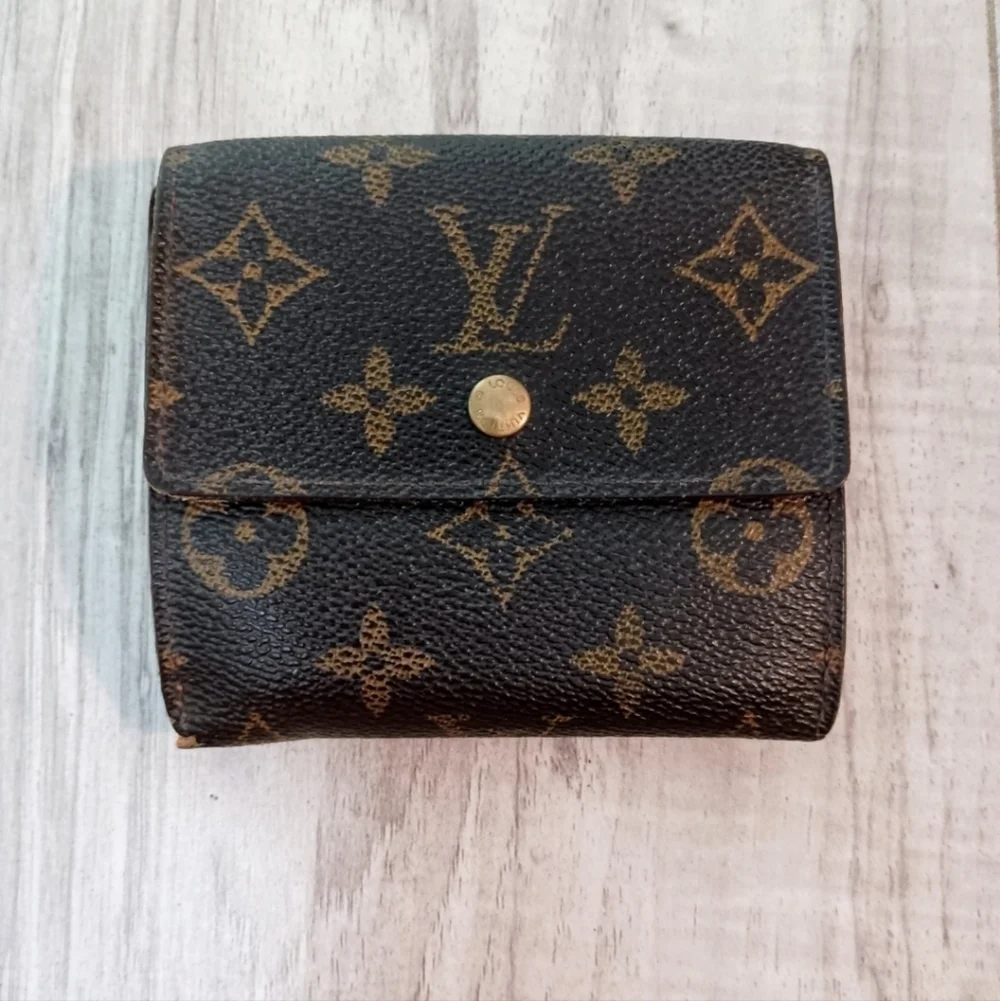 Authentic LOUIS VUITTON Monogram Portefeuille Elise Wallet